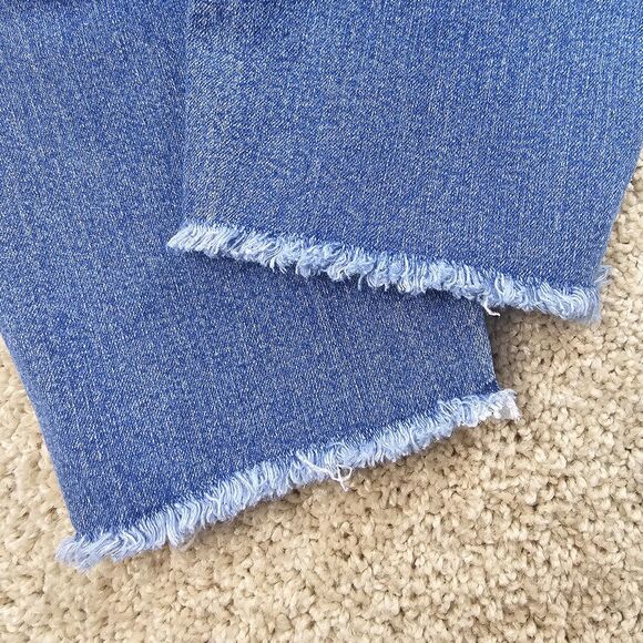 Tinseltown Juniors' High Rise Straight Leg Distressed Medium Wash Jeans Size 13 - Picture 8 of 15